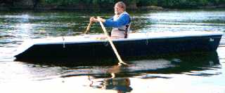 Bee rowing with one person